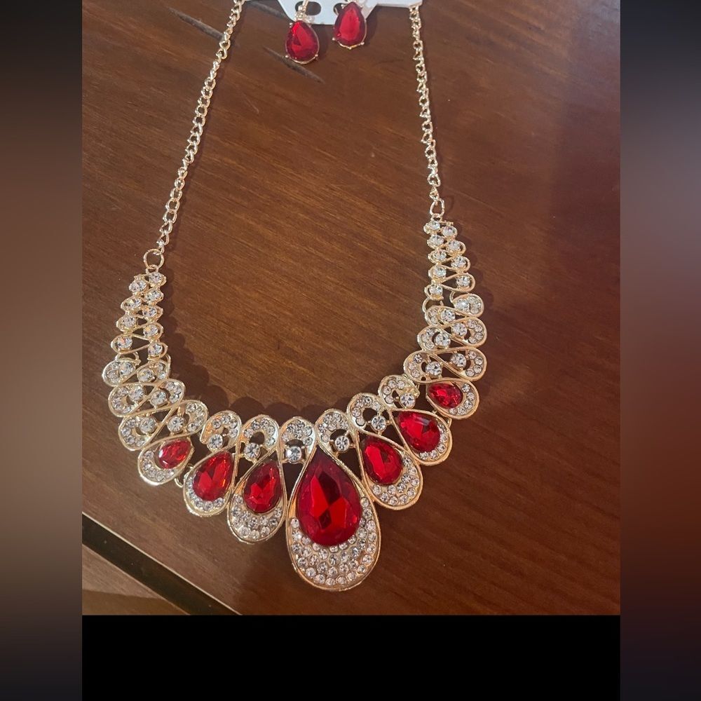 Private Label Gold-Tone Necklace and Earring Set with Red Teardrop Crystals NEW - Picture 6 of 8
